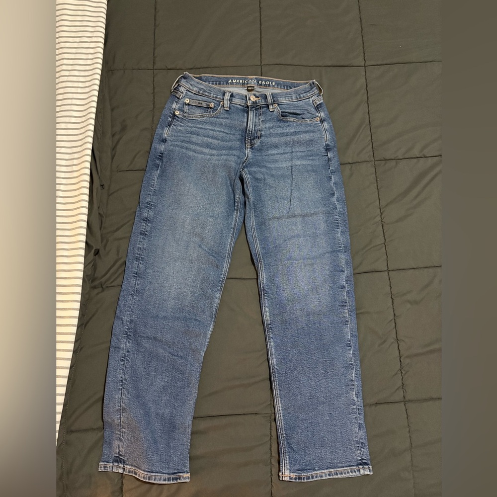 American Eagle Outfitters Women's Classic Blue Straight Leg Jeans